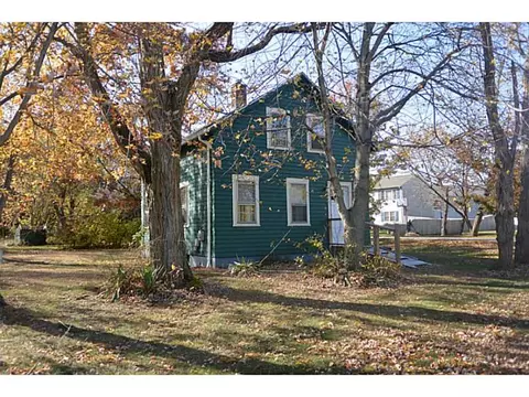 111 Second Point Rd, Warwick, RI 02889 photo 1