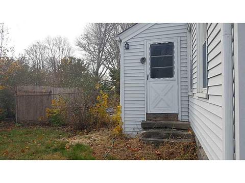 2 Cobblestone Ln, Westerly, RI 02891 photo 3