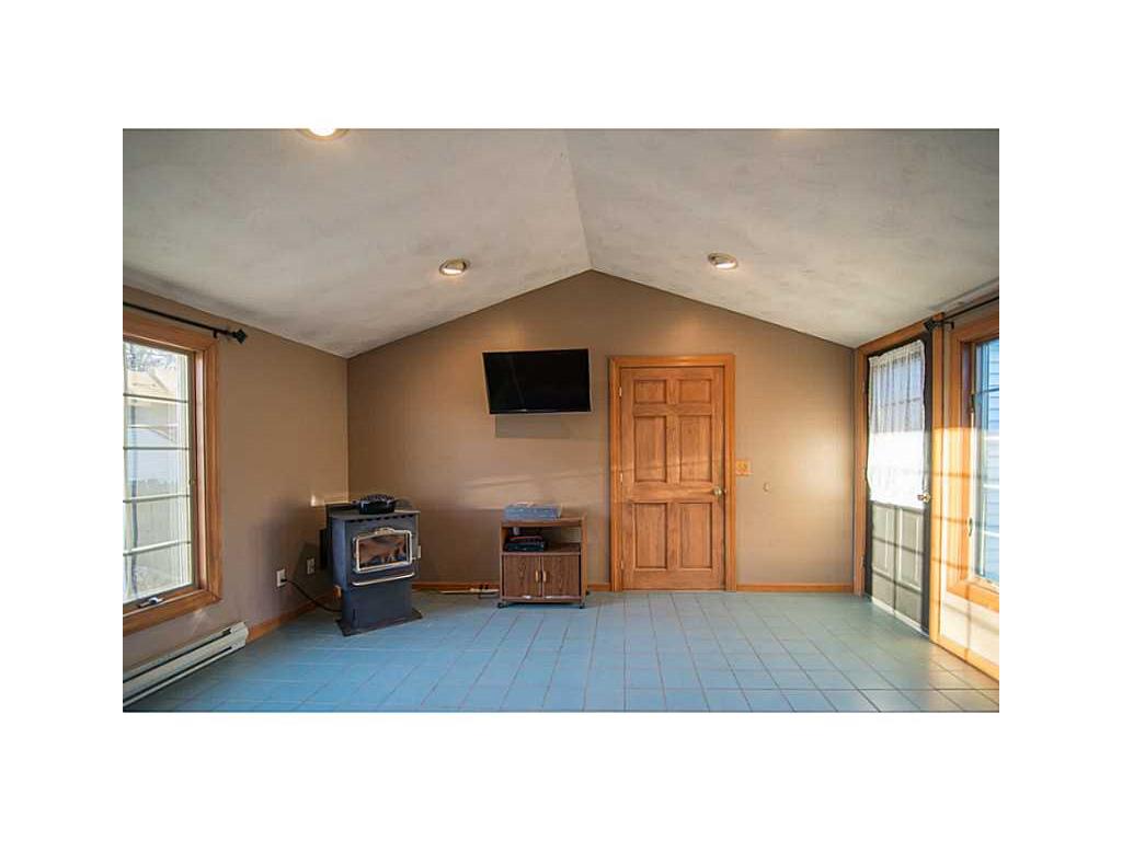 49 Marshall Cir, Coventry, RI 02816 photo 12