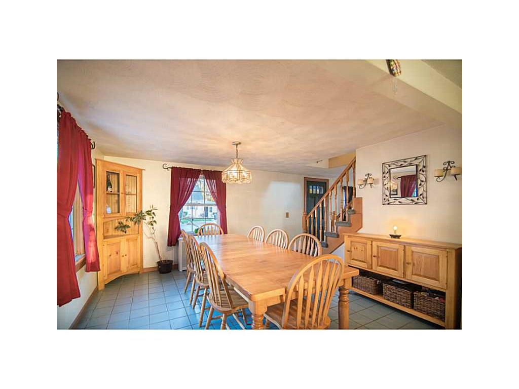 49 Marshall Cir, Coventry, RI 02816 photo 5