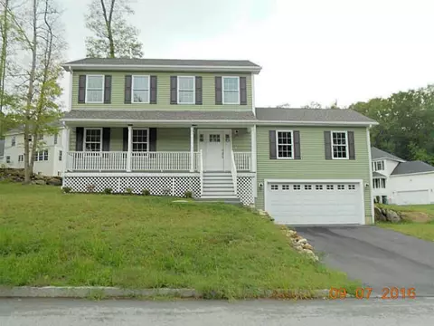 333 Gauthier Dr, Woonsocket, RI 02895 photo 1