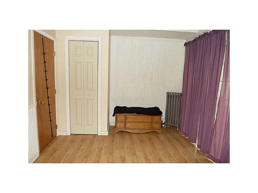 86 Hamlet Ave, Woonsocket, RI 02895 photo 12