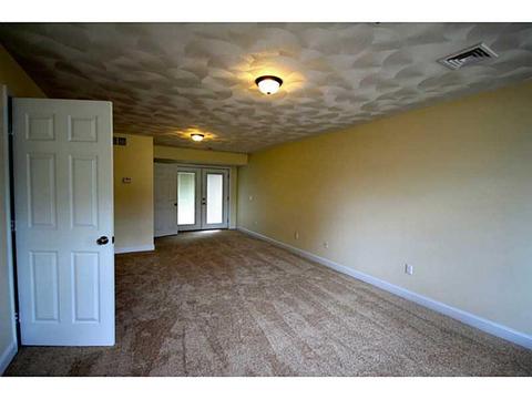 48 Dike St, Woonsocket, RI 02895 photo 5