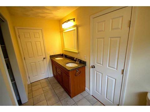 48 Dike St, Woonsocket, RI 02895 photo 4