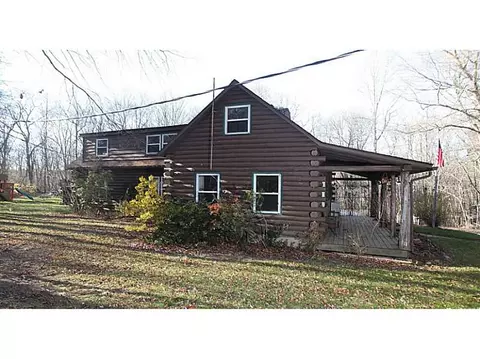 16 Walker Rd, Foster, RI 02825 photo 2