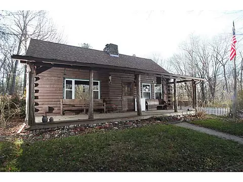 16 Walker Rd, Foster, RI 02825 photo 1