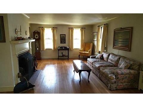 333 Potters Ave, Warwick, RI 02886 photo 4