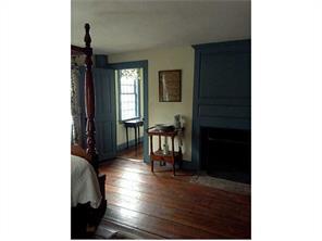 1124 W Shore Rd, Warwick, RI 02889 photo 6