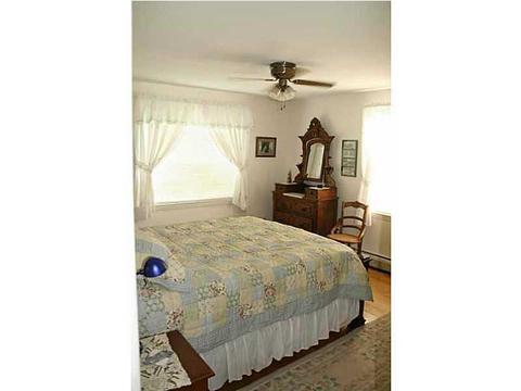 87 Audubon Rd, Warwick, RI 02888 photo 9