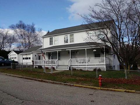 392 Mowry St, Woonsocket, RI 02895 photo 1
