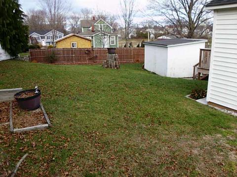 392 Mowry St, Woonsocket, RI 02895 photo 16