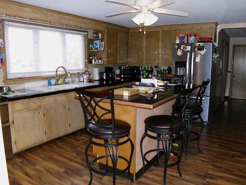 392 Mowry St, Woonsocket, RI 02895 photo 4