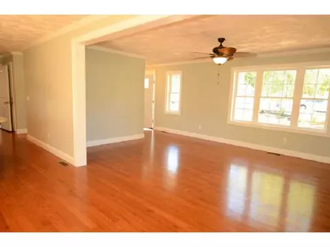 151 E Shore Dr, Coventry, RI 02816 photo 3