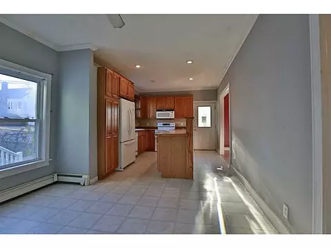 284 Transit St, Woonsocket, RI 02895 photo 23