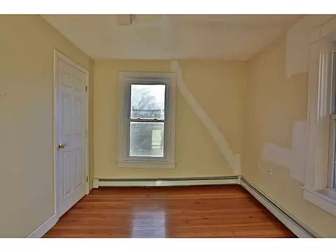 284 Transit St, Woonsocket, RI 02895 photo 20