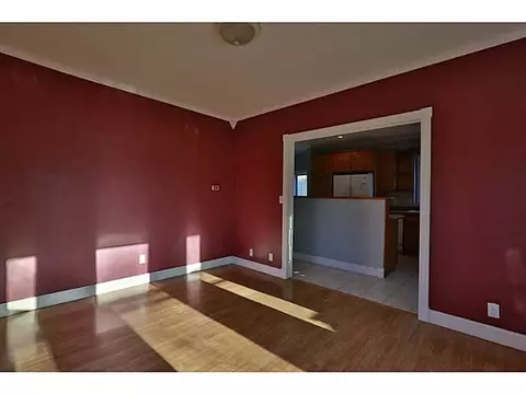 284 Transit St, Woonsocket, RI 02895 photo 8