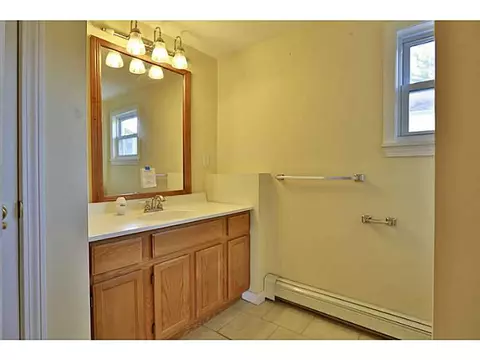 284 Transit St, Woonsocket, RI 02895 photo 19