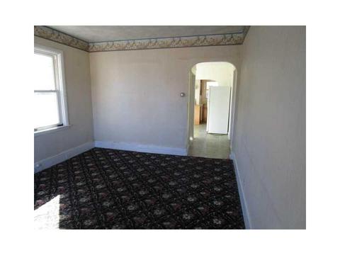 30 Delaware Ave, Warwick, RI 02888 photo 8
