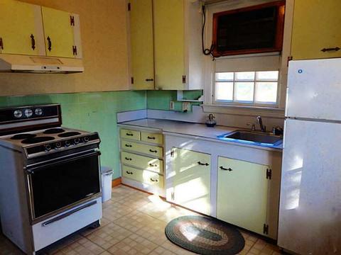 76 Newfield Ave, Warwick, RI 02888 photo 6