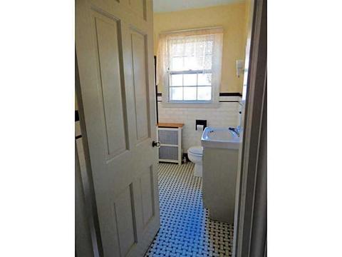 76 Newfield Ave, Warwick, RI 02888 photo 8