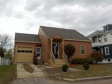 47 Garden St, Woonsocket, RI 02895 photo 1