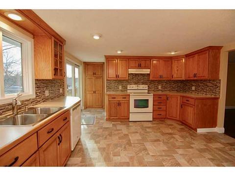 119 John St, Westerly, RI 02891 photo 5