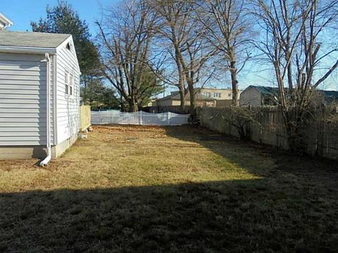 233 Harmony Ct, Warwick, RI 02889 photo 23