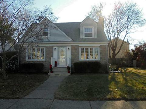 233 Harmony Ct, Warwick, RI 02889 photo 1