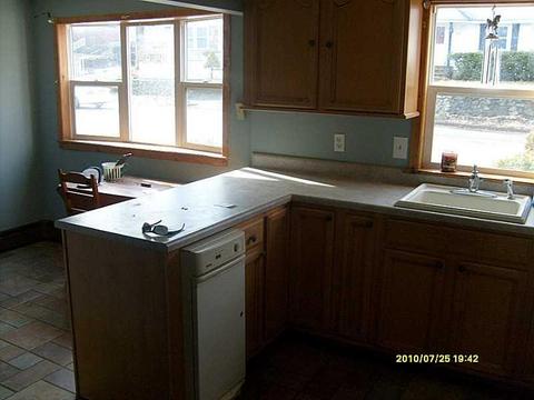 218 Arnold Rd, Coventry, RI 02816 photo 5