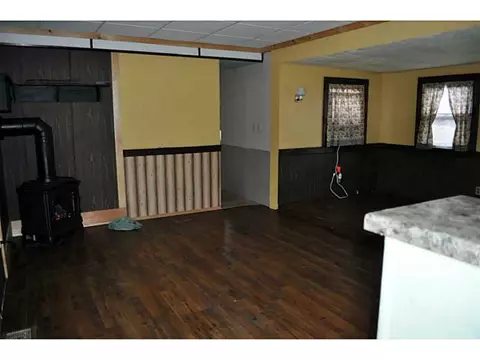 20 Oak Ter, Mapleville, RI 02839 photo 4