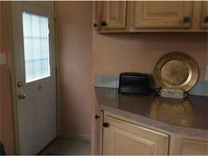 37 Graybar Rd, Warwick, RI 02888 photo 8