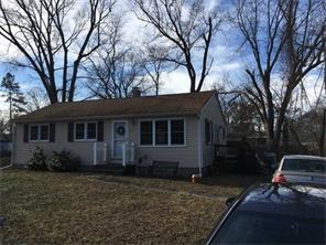 37 Graybar Rd, Warwick, RI 02888 photo 2