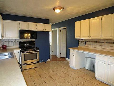 273 Pine St, Warwick, RI 02888 photo 9