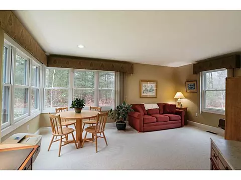 25 Brookridge Dr, Exeter, RI 02822 photo 9