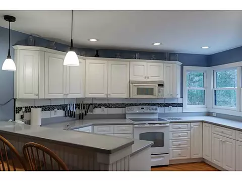 25 Brookridge Dr, Exeter, RI 02822 photo 4
