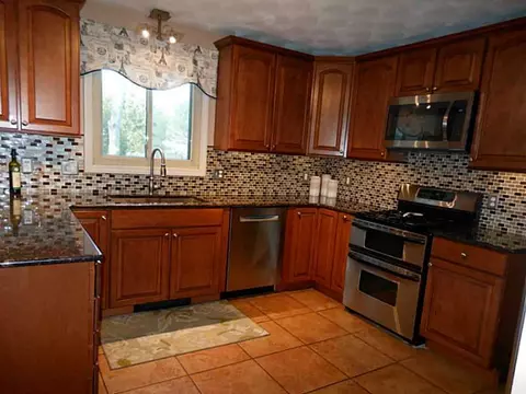 28 Silver Maple Dr, Coventry, RI 02816 photo 9