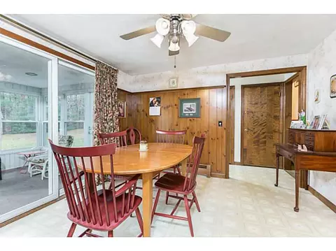 142 Read Ave, Coventry, RI 02816 photo 8