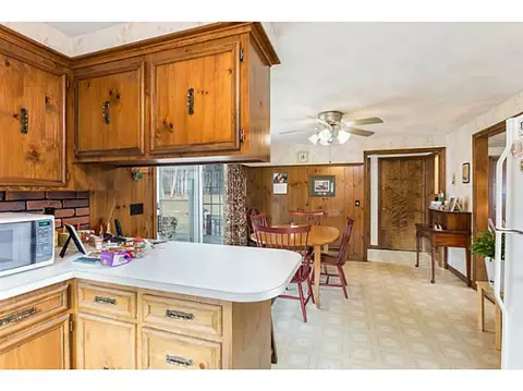 142 Read Ave, Coventry, RI 02816 photo 10