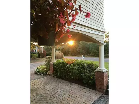 23 No Bottom Ridge Rd, Westerly, RI 02891 photo 3