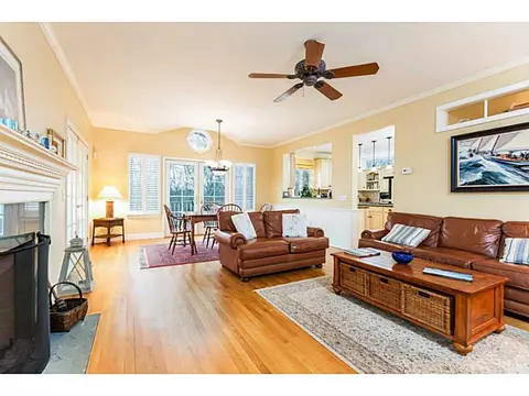 23 No Bottom Ridge Rd, Westerly, RI 02891 photo 4