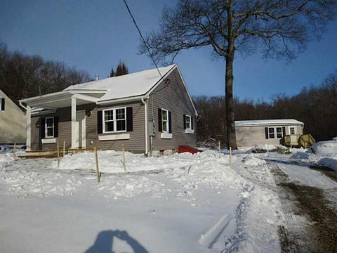 499 Mail Rd, Exeter, RI 02822 photo 1