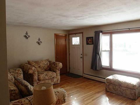 26 Armory Dr, Warwick, RI 02889 photo 2