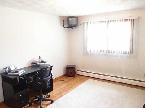 26 Armory Dr, Warwick, RI 02889 photo 13