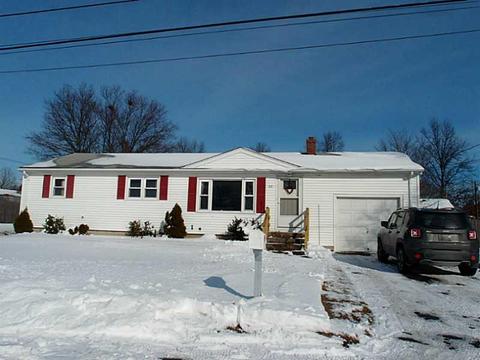 26 Armory Dr, Warwick, RI 02889 photo 1