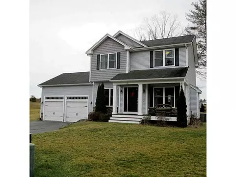 10 Timber Ln, Exeter, RI 02822 photo 1