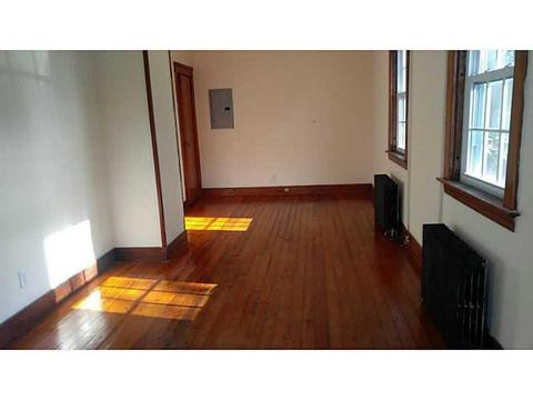 1134 E Main Rd, Middletown, RI 02842 photo 4
