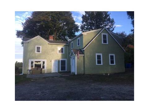 1134 E Main Rd, Middletown, RI 02842 photo 2