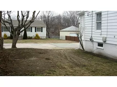 7 Bennett St, Coventry, RI 02816 photo 12