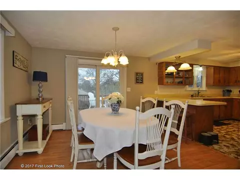 34 Beth Ave, Warren, RI 02885 photo 10
