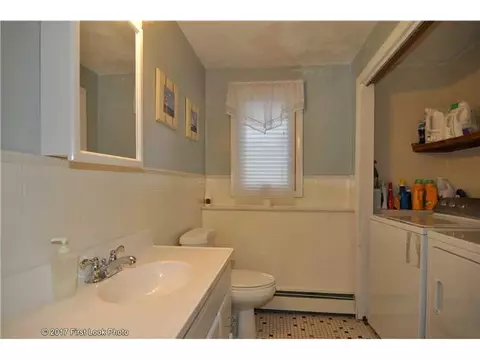 34 Beth Ave, Warren, RI 02885 photo 18